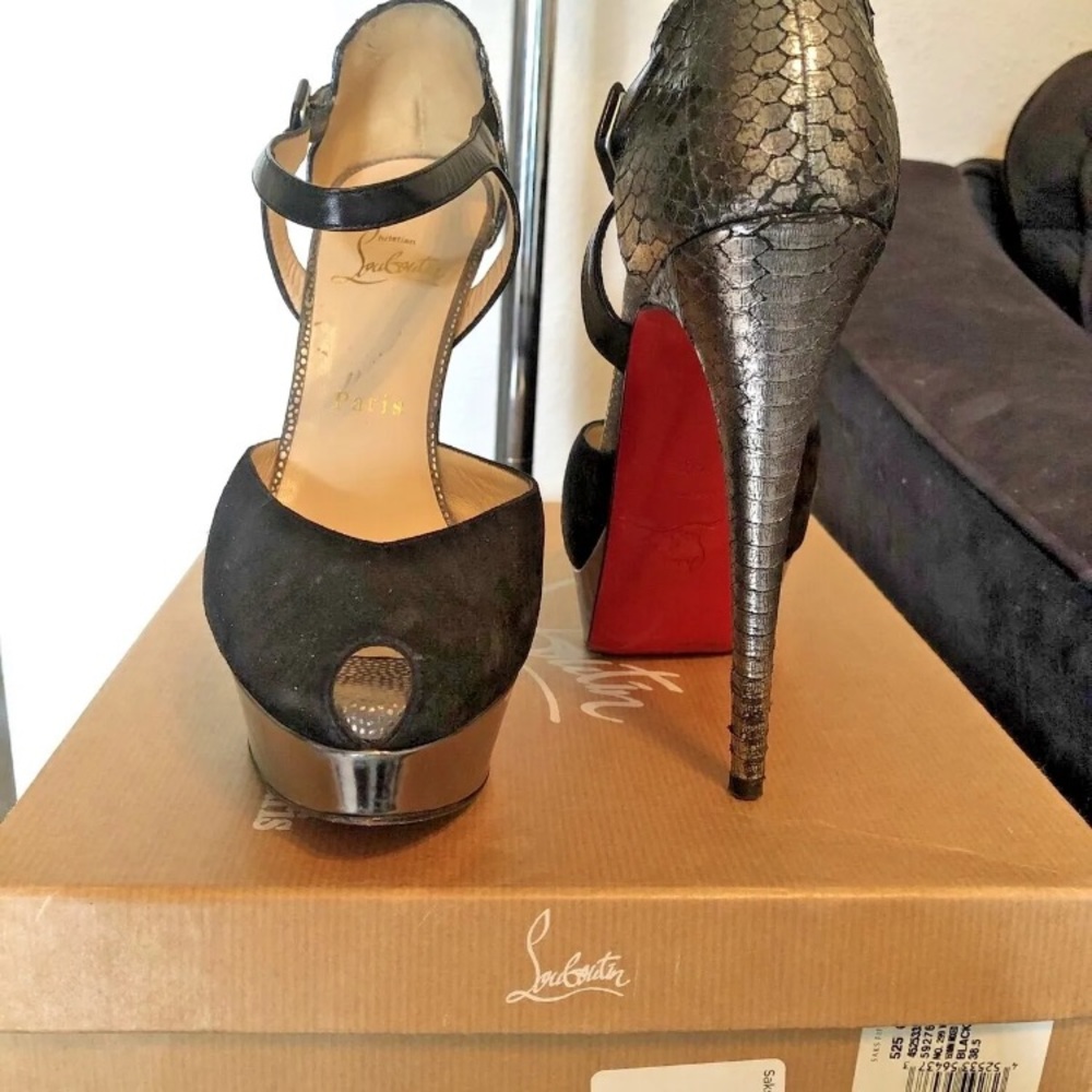 *SOLD* Christian Louboutin No299 Heels-38.5